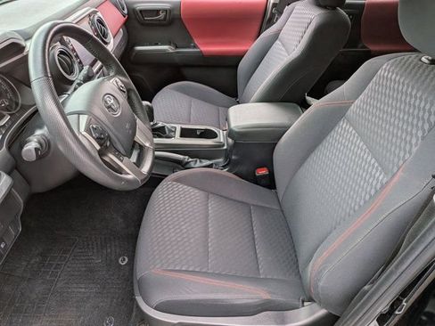 Certified 2023 Toyota Tacoma SR5 AWD/4WD image 15