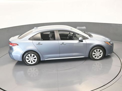 Used 2022 Toyota Corolla LE image 49