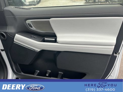 New 2026 Ford Expedition Max Platinum w/ Driver's Package image 16
