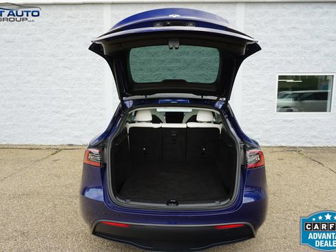 Used 2023 Tesla Model Y Long Range AWD/4WD image 16