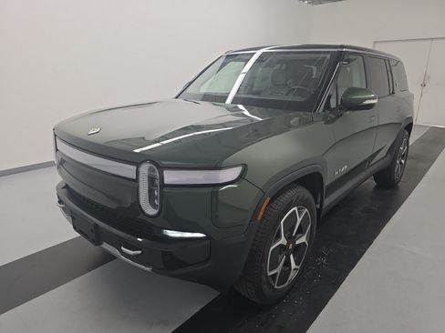 Used 2024 Rivian R1S Adventure AWD/4WD image 1