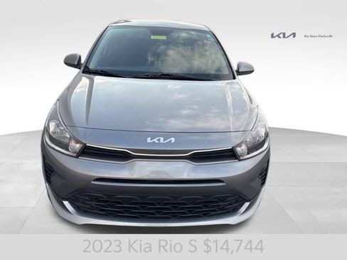 Certified 2023 Kia Rio S image 3