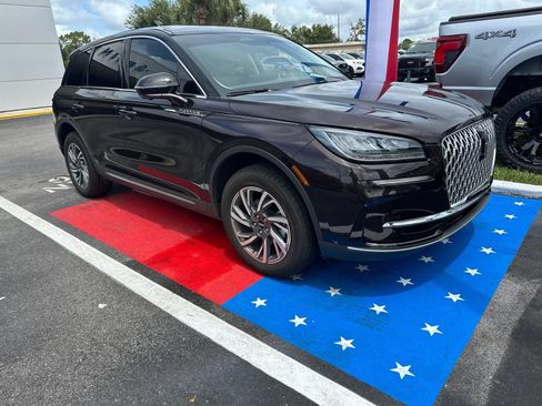 Used 2023 Lincoln Corsair FWD w/ Equipment Group 101A image 2