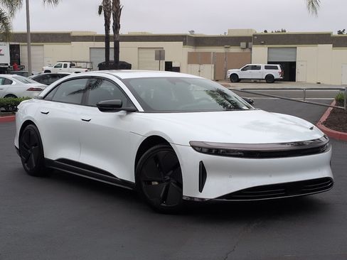 Used 2024 Lucid Air Touring AWD/4WD image 2