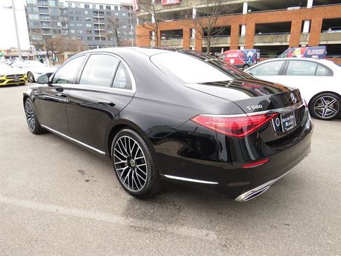Used 2024 Mercedes-Benz S 580 4MATIC Sedan image 2