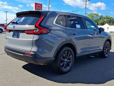 Used 2026 Honda CR-V EX-L image 4