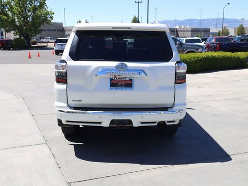 Used 2014 Toyota 4Runner Limited AWD/4WD image 5
