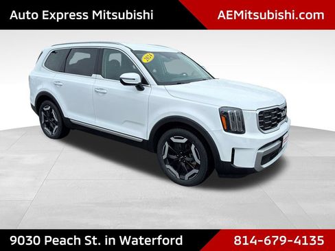 Used 2024 Kia Telluride S AWD/4WD image 1