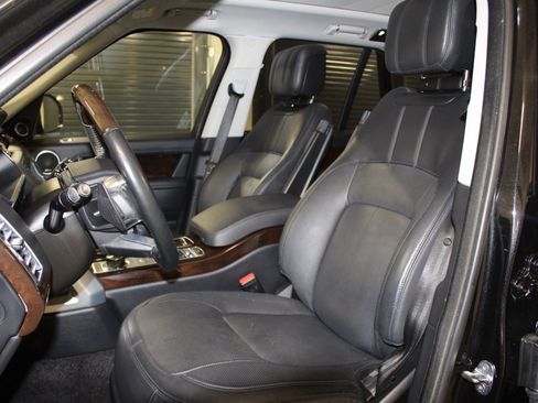 Used 2021 Land Rover Range Rover Westminster Edition image 5