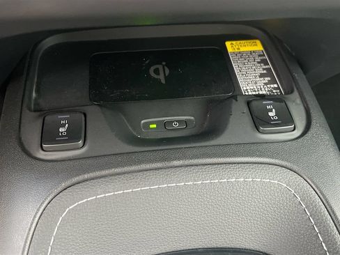 Used 2024 Toyota Corolla XSE FWD image 19