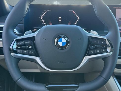 Used 2025 BMW 330i Sedan w/ Convenience Package image 15