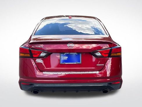 Used 2023 Nissan Altima 2.0 SR FWD image 4