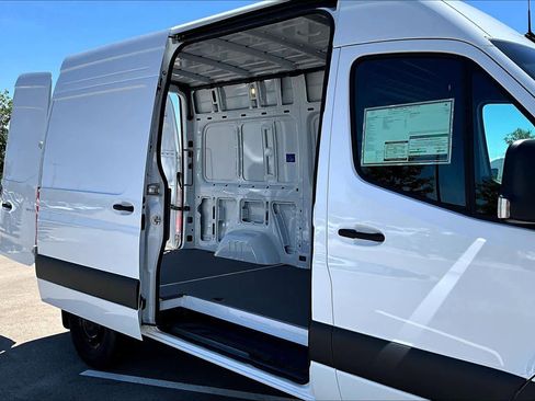 New 2025 Mercedes-Benz Sprinter 2500 image 20