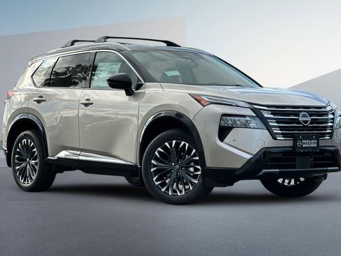 New 2026 Nissan Rogue Platinum w/ Platinum Premium Package image 2