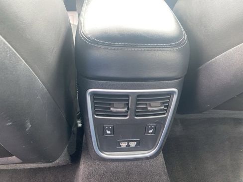 Used 2022 Dodge Charger SXT w/ Leather Interior Group image 19