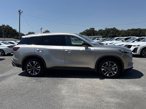 Used 2023 INFINITI QX60 Luxe w/ Cargo Package image 6