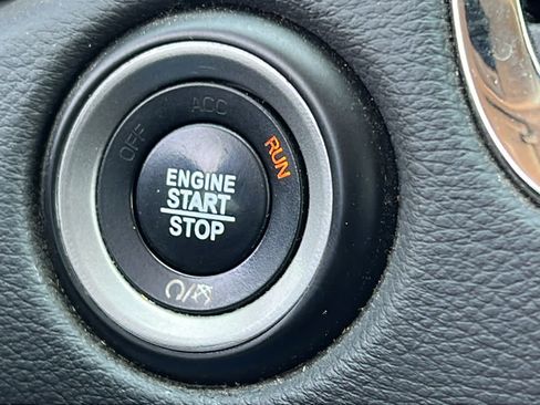 Used 2018 Dodge Durango GT w/ Premium Group AWD/4WD image 17