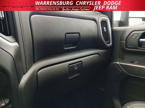 Used 2022 GMC Sierra 2500 AT4 w/ AT4 Preferred Package image 23