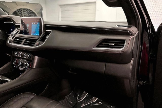 Used 2024 Chevrolet Tahoe RST w/ Luxury Package AWD/4WD image 19
