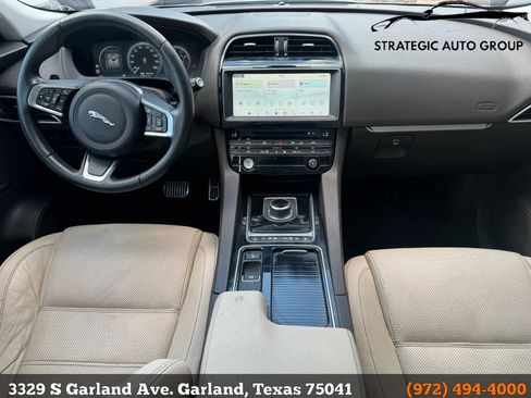 Used 2018 Jaguar F-PACE Prestige image 9