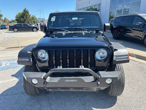 Used 2023 Jeep Wrangler Unlimited Sport AWD/4WD image 3