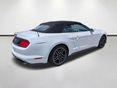Used 2020 Ford Mustang Premium RWD image 4