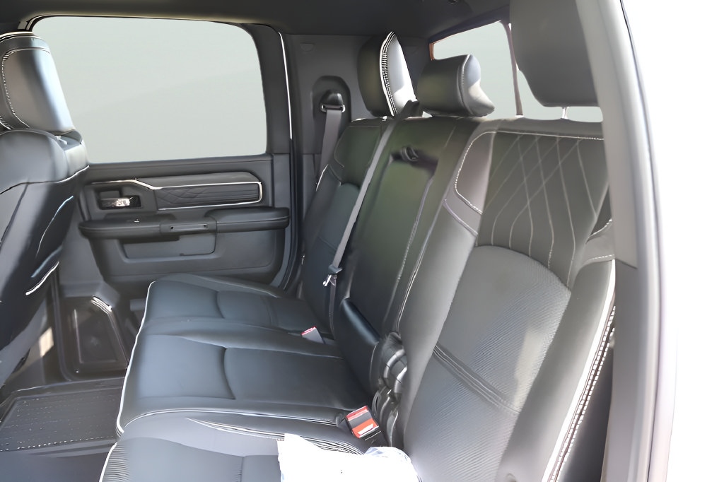 Used 2026 RAM 3500 Limited AWD/4WD image 17