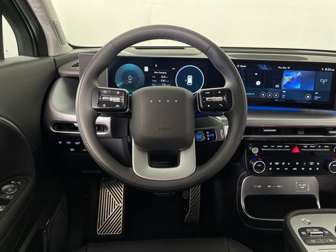 New 2026 Hyundai Ioniq 9 Calligraphy image 15