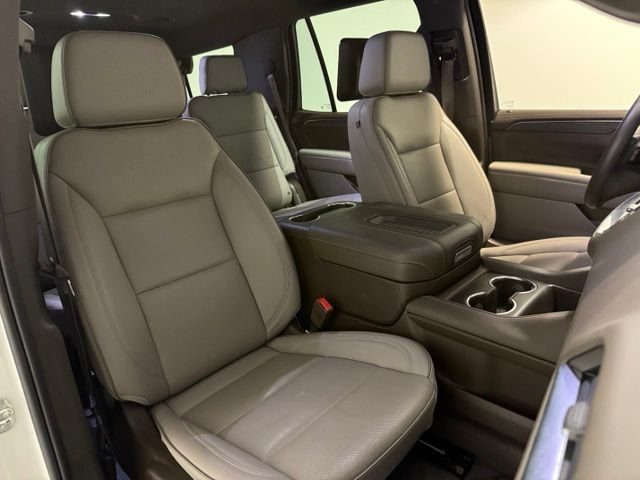 Certified 2024 GMC Yukon SLT w/ SLT Luxury Package AWD/4WD image 35