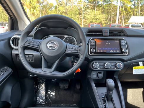 New 2025 Nissan Versa S w/ Trunk Package image 16