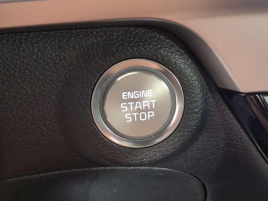 Used 2025 Kia Telluride AWD image 45