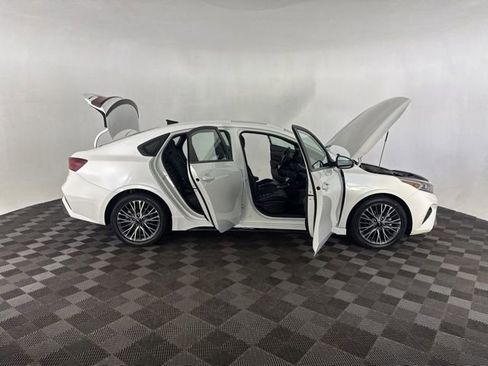 Certified 2024 Kia Forte GT-Line w/ GT-Line Premium Package image 21