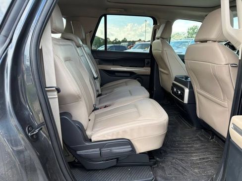 Used 2022 Ford Expedition Max Limited AWD/4WD image 14