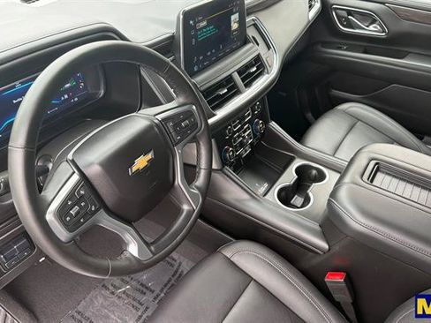 Certified 2024 Chevrolet Tahoe LT w/ Luxury Package AWD/4WD image 10