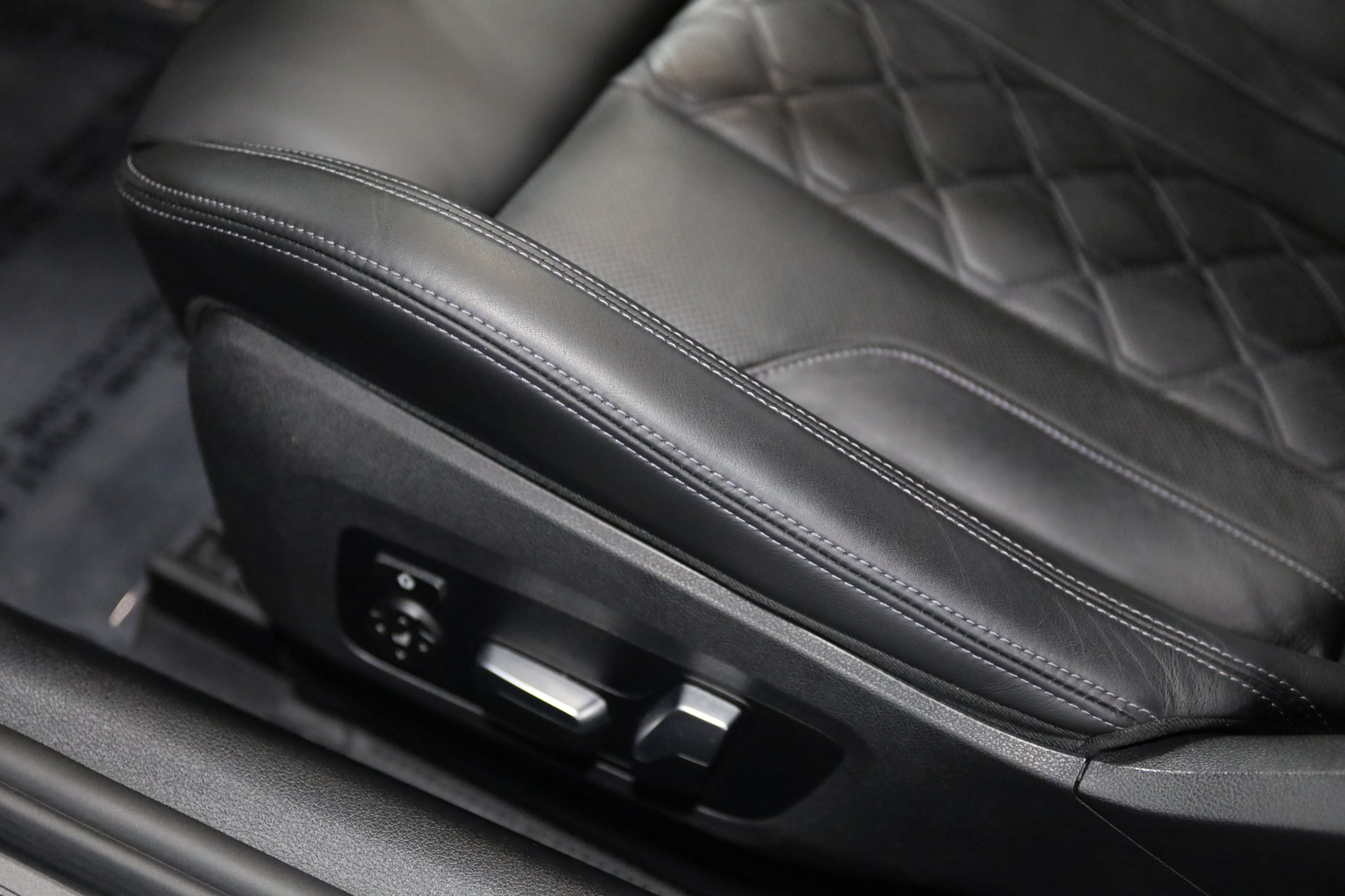 Used 2020 BMW M8 Competition AWD/4WD image 18