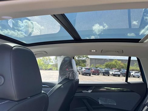 New 2026 Volkswagen Tiguan SE AWD/4WD image 10
