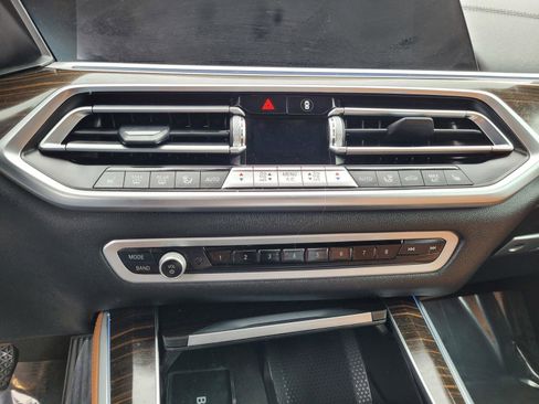 Used 2021 BMW X5 xDrive45e w/ Premium Package image 28