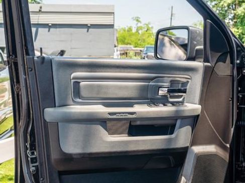 Used 2019 RAM 1500 Classic Warlock AWD/4WD image 17