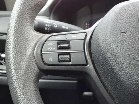 Certified 2023 Honda Accord EX image 21