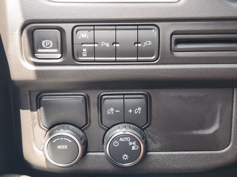 Used 2022 Chevrolet Tahoe 2WD w/ 1FL Safety Package image 22