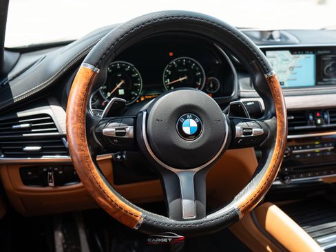 Used 2017 BMW X6 xDrive50i w/ Dynamic Handling Package AWD/4WD image 24