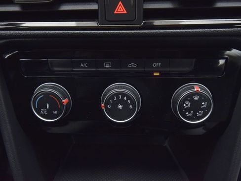 Used 2023 Volkswagen Taos S image 31