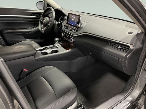 Used 2022 Nissan Altima 2.5 SV image 19