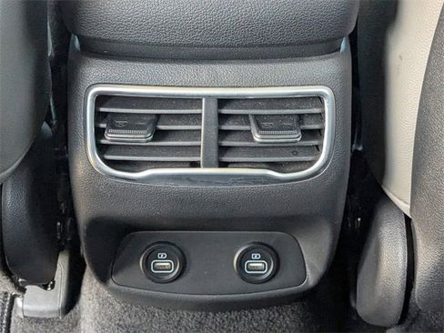 Used 2021 Hyundai Santa Fe SEL image 19