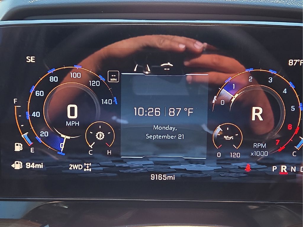 Used 2025 Chevrolet Tahoe High Country AWD/4WD image 18