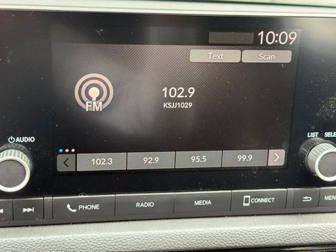 Used 2023 Honda Civic LX image 19