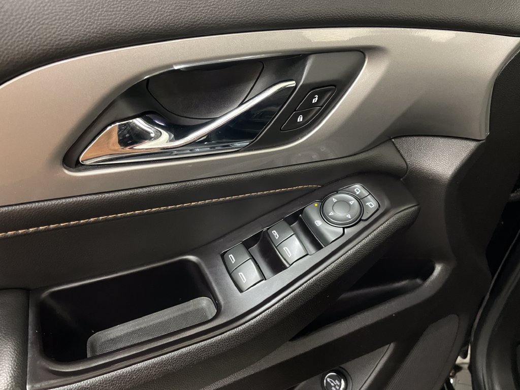 Used 2019 Chevrolet Traverse LT AWD/4WD image 24