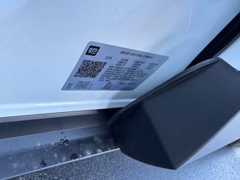 New 2026 Chevrolet Trax RS FWD image 39