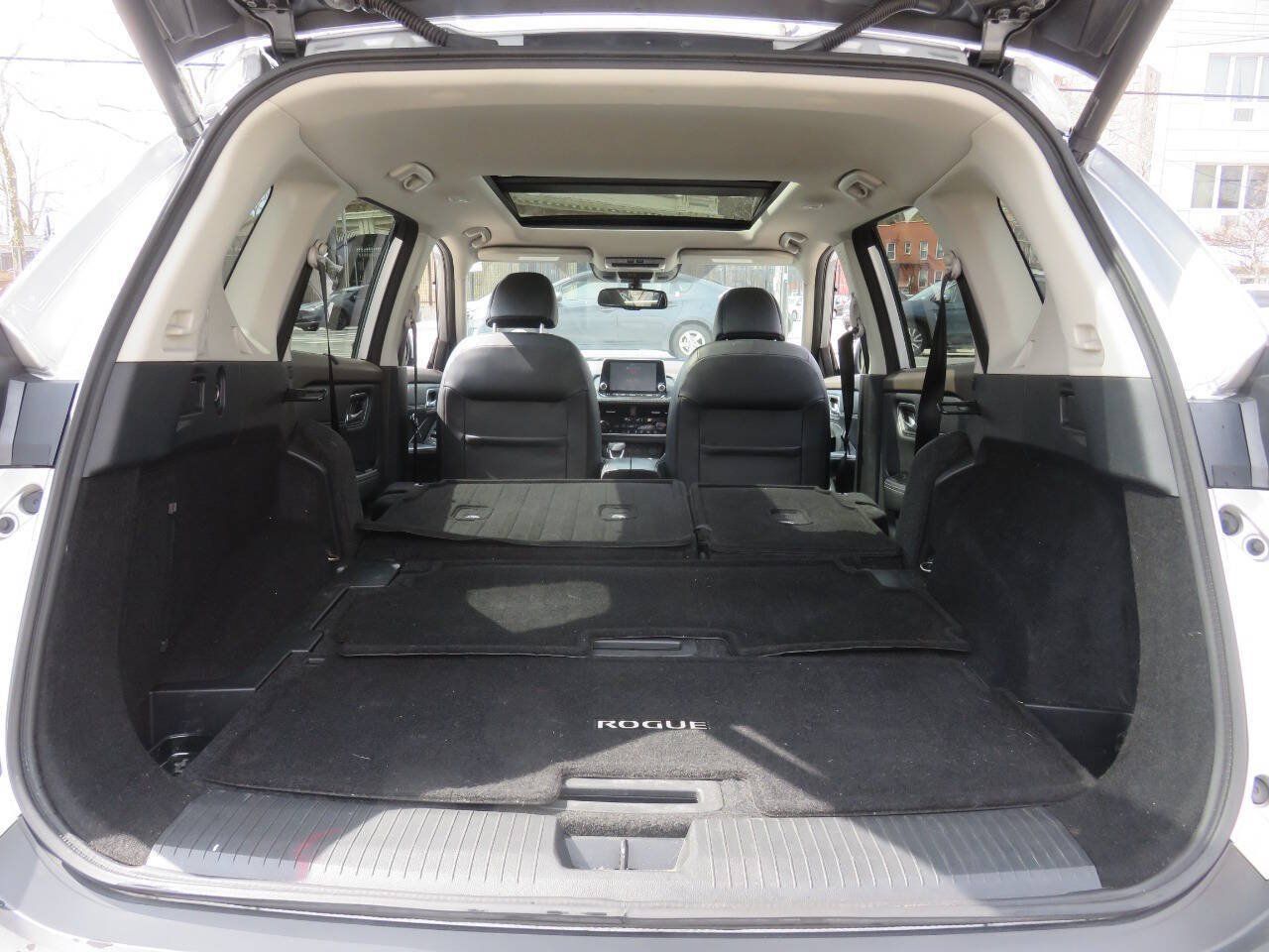 Used 2021 Nissan Rogue SL AWD/4WD image 26
