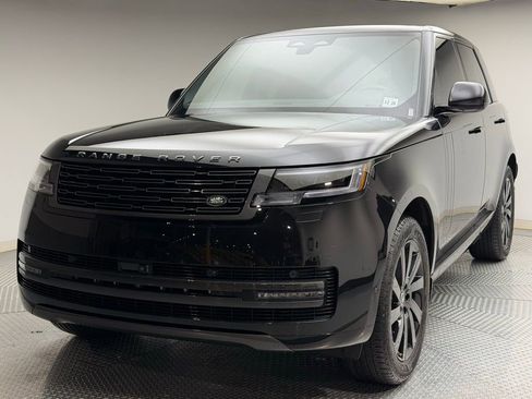 Certified 2024 Land Rover Range Rover SE image 1